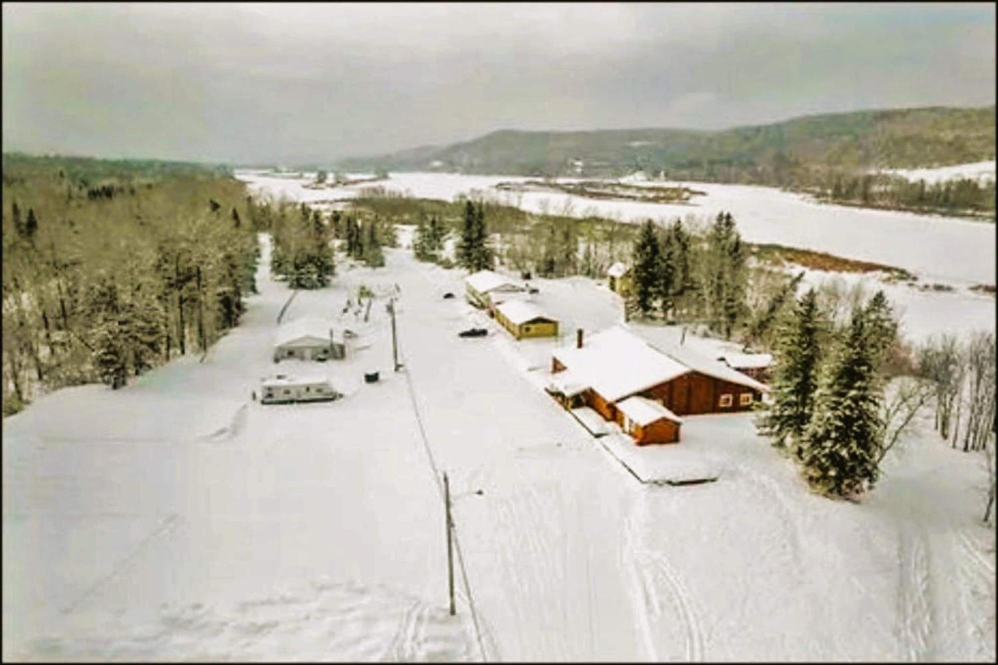 Love Hotels St John River By Oyo At Fort Kent Me Saint John Plantation المظهر الخارجي الصورة