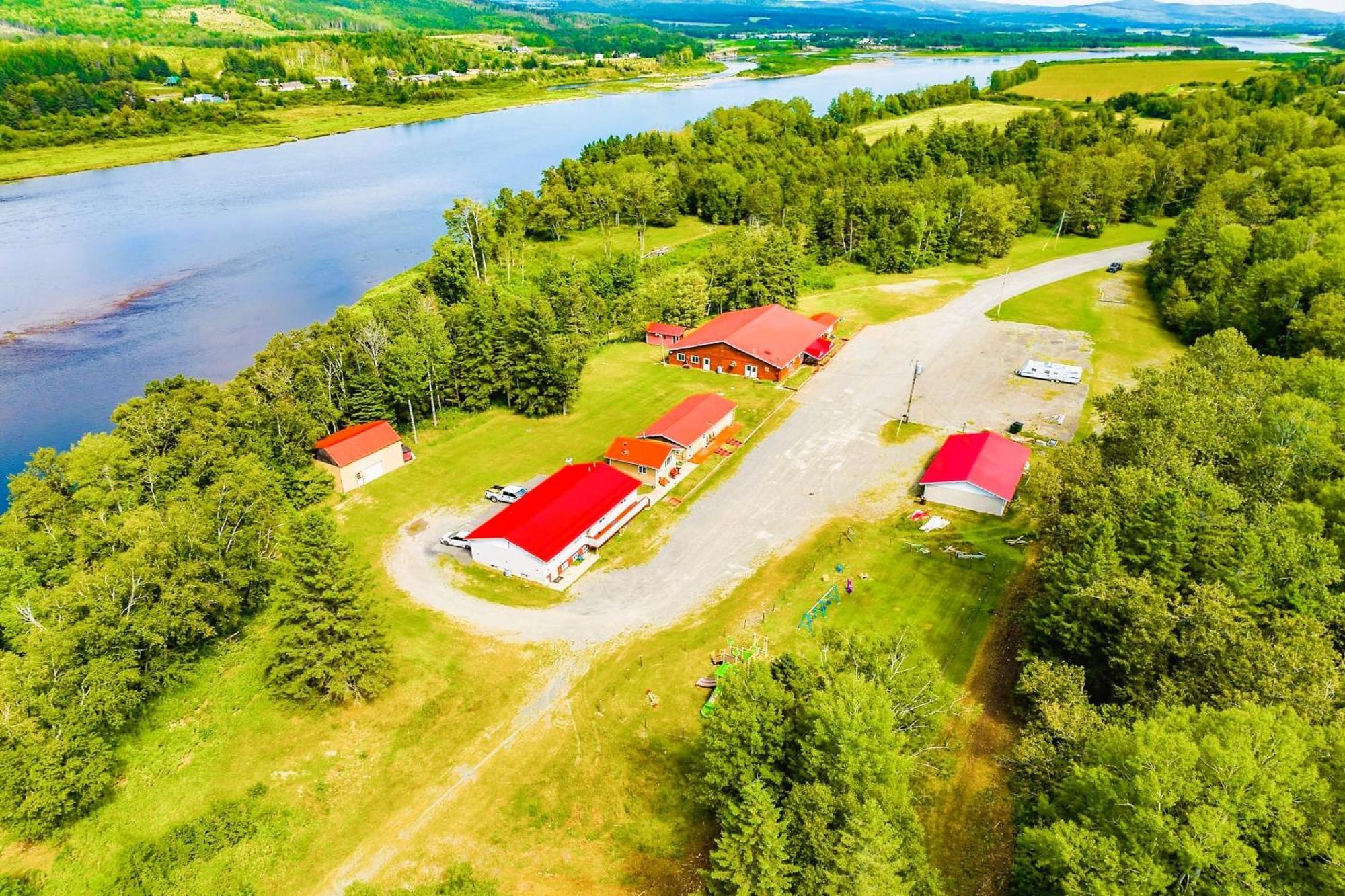 Love Hotels St John River By Oyo At Fort Kent Me Saint John Plantation المظهر الخارجي الصورة